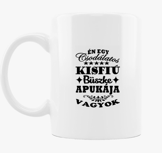 Csodálatos kisfiú büszke apuká...