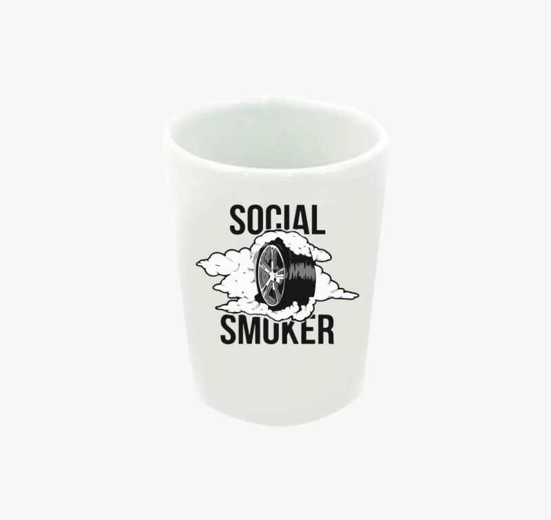 Social smoker feles pohár