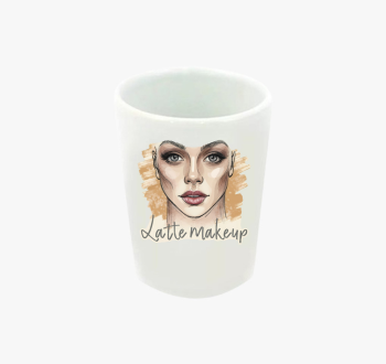 Latte makeup art fel