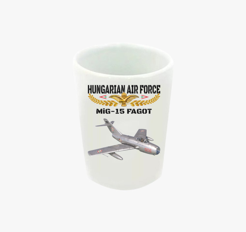 Aranysas MiG-15 feles pohár