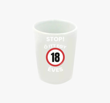 Stop! Ő itt egy 18 é...