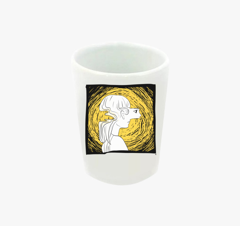 Szétcsúszva feles pohár