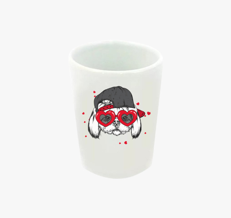 Szerelmes napszemüveges kutyás feles pohár