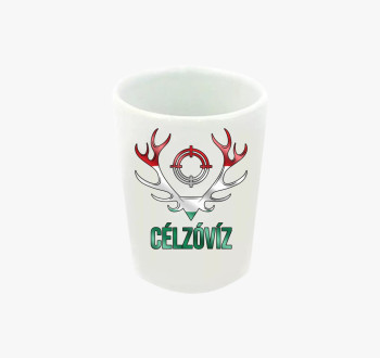 Célzó víz feles pohá...