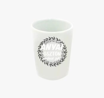 Anyai ösztön címeres...