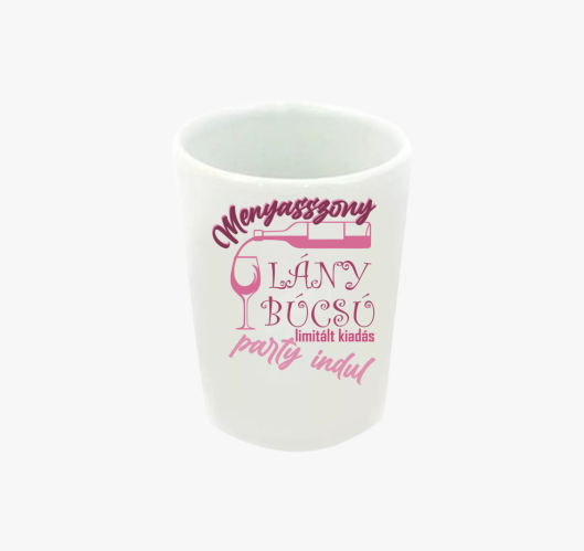 Lánybúcsú party kezdődik Menya...