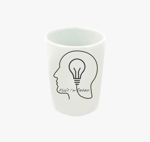 Gondolkodom feles pohár