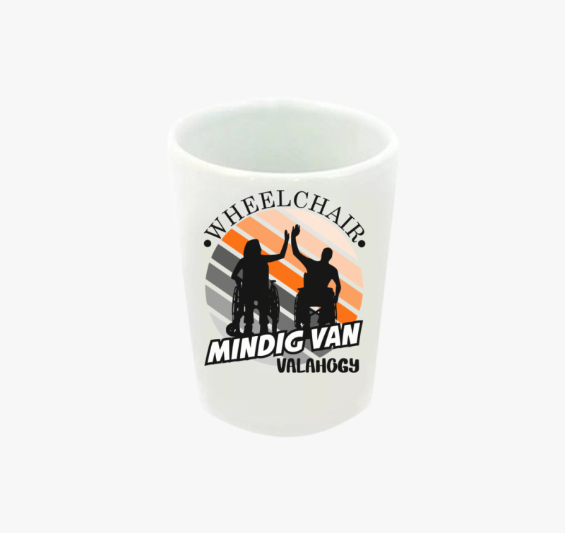 Kerekesszékes mindig van valahogy feles pohár