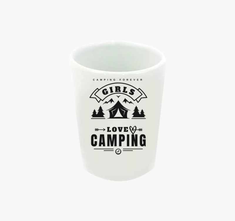 Lányok szeretik a kempinget, Girls love camping feles pohár, egyszínű felirat, angol