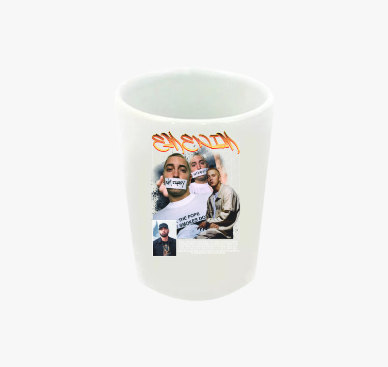 Eminem a Rapper feles pohár