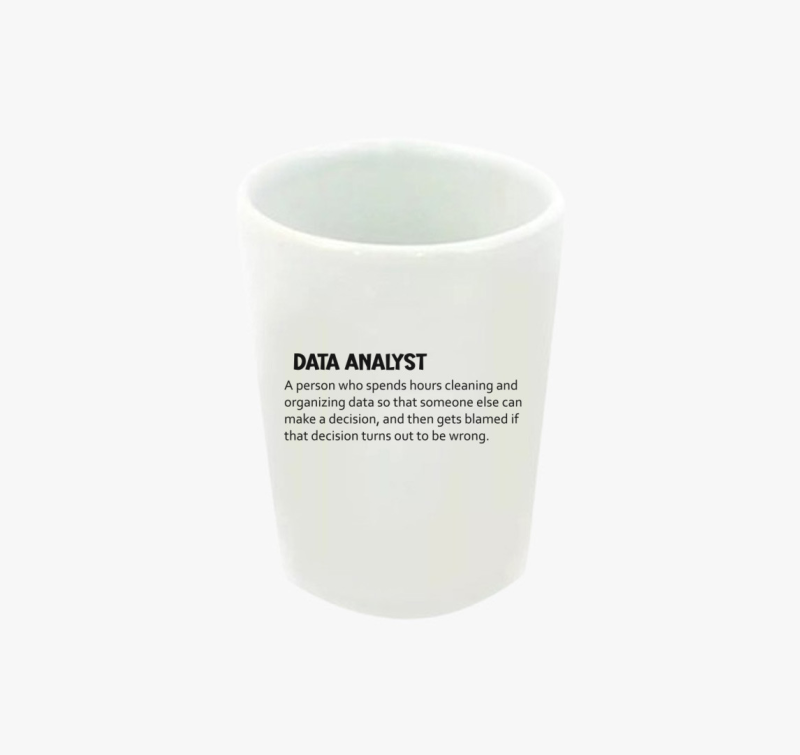 Data analyst feles pohár