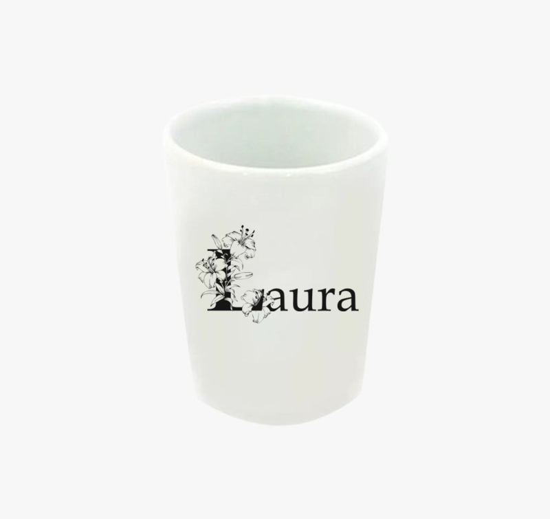 Laura feles pohár