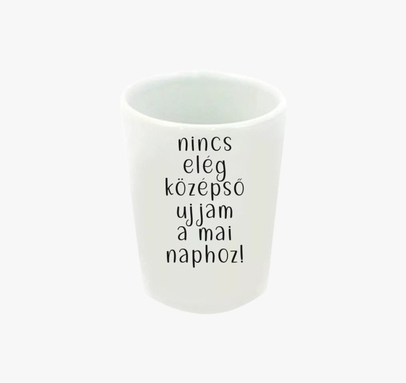 Középső ujj feles pohár