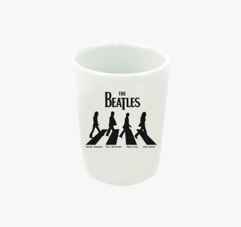 Beatles feles pohár