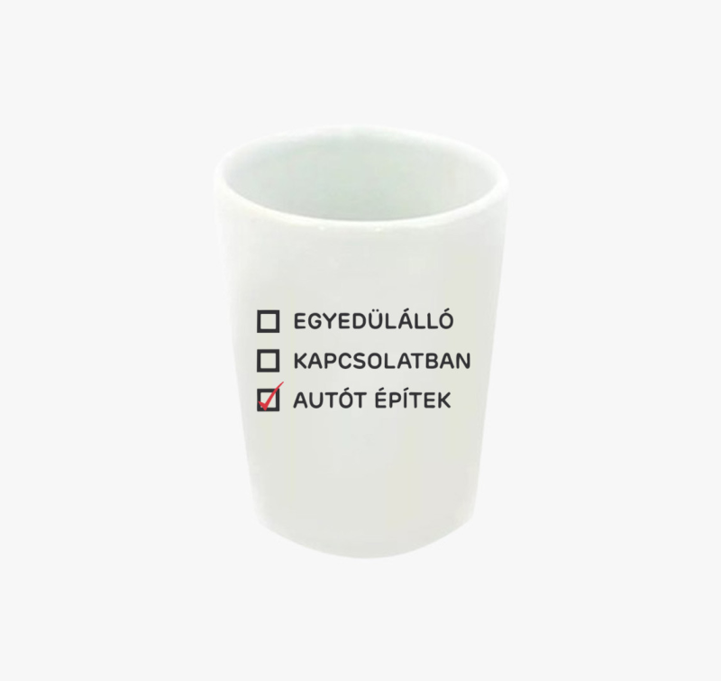 Autót építek feles pohár