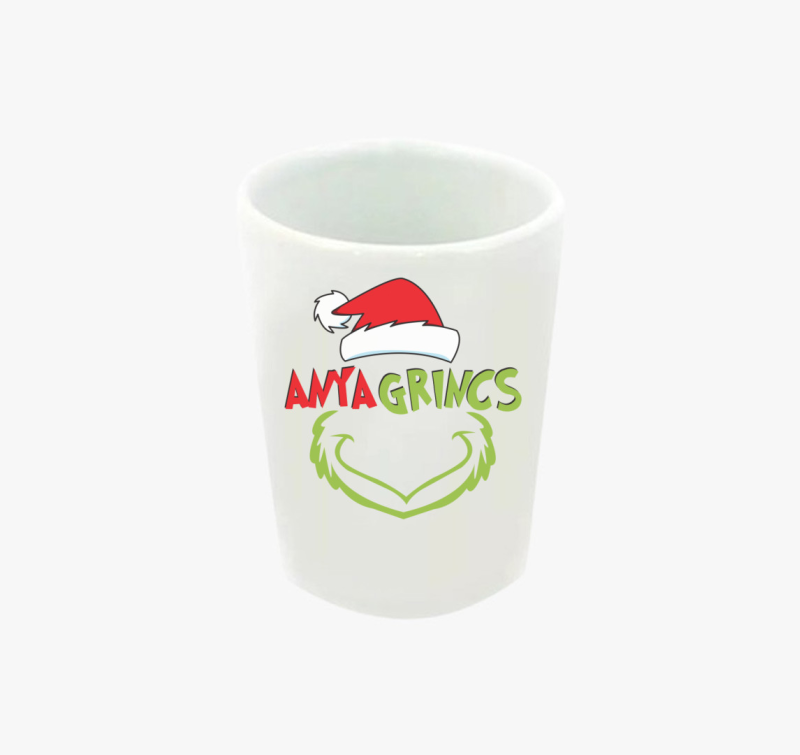 Anya grincs feles pohár