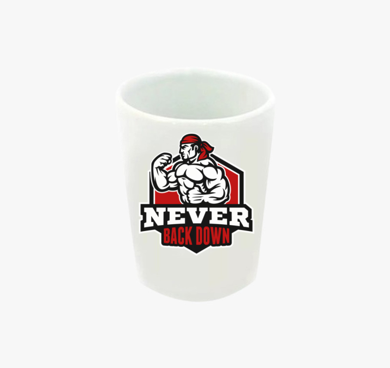 Sose hátrálok meg feles pohár