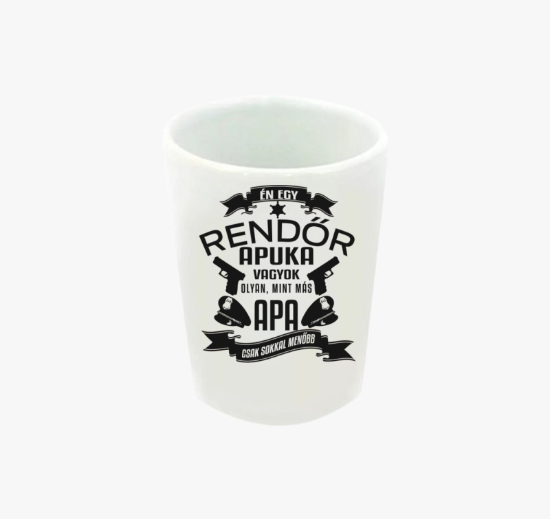 Rendőr apuka feles pohár