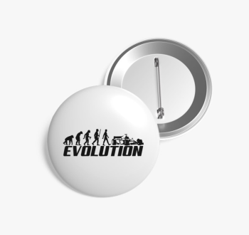 Evolution F1 kitűző