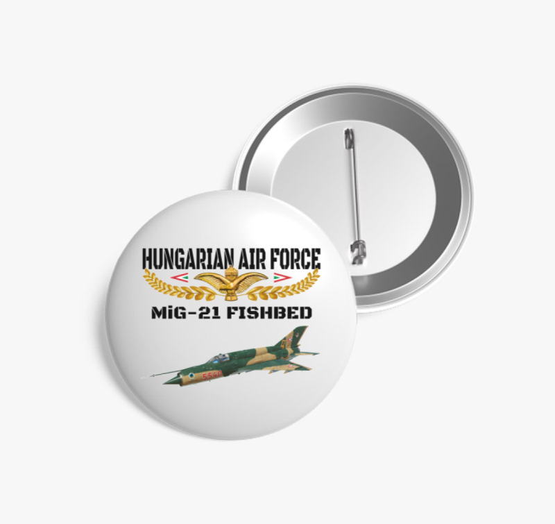 Aranysas MiG-21 kitűző