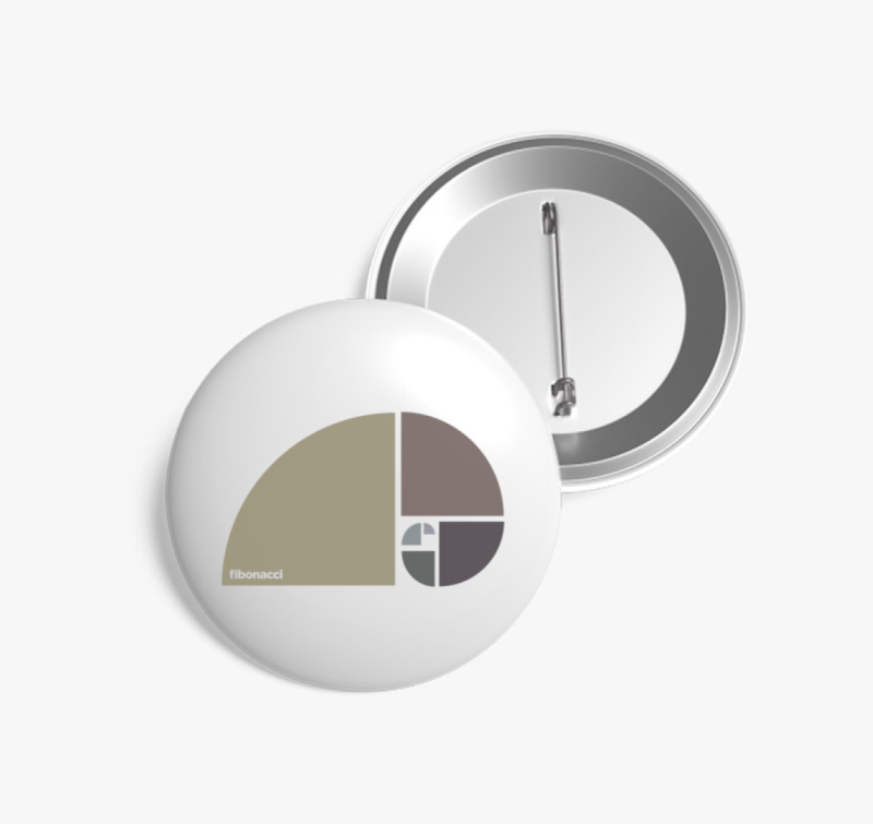 Fibonacci aranymetszés design kitűző