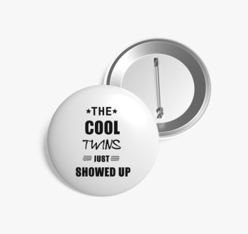 The cool twins kitűz