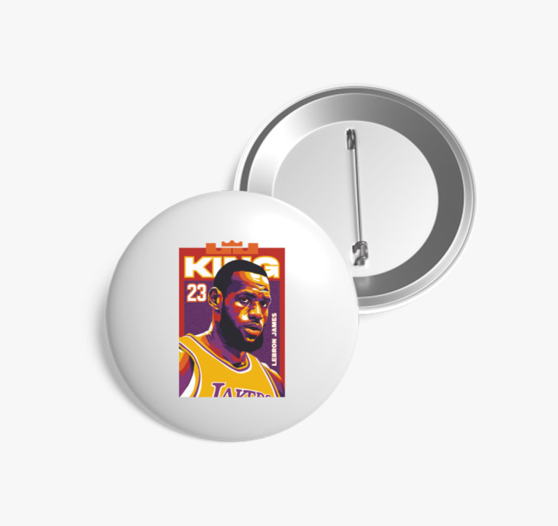 LeBron James kitűző