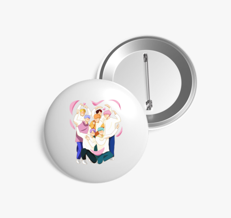 BTS szerelem kitűző