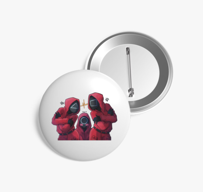 Squid Game őrök kitűző