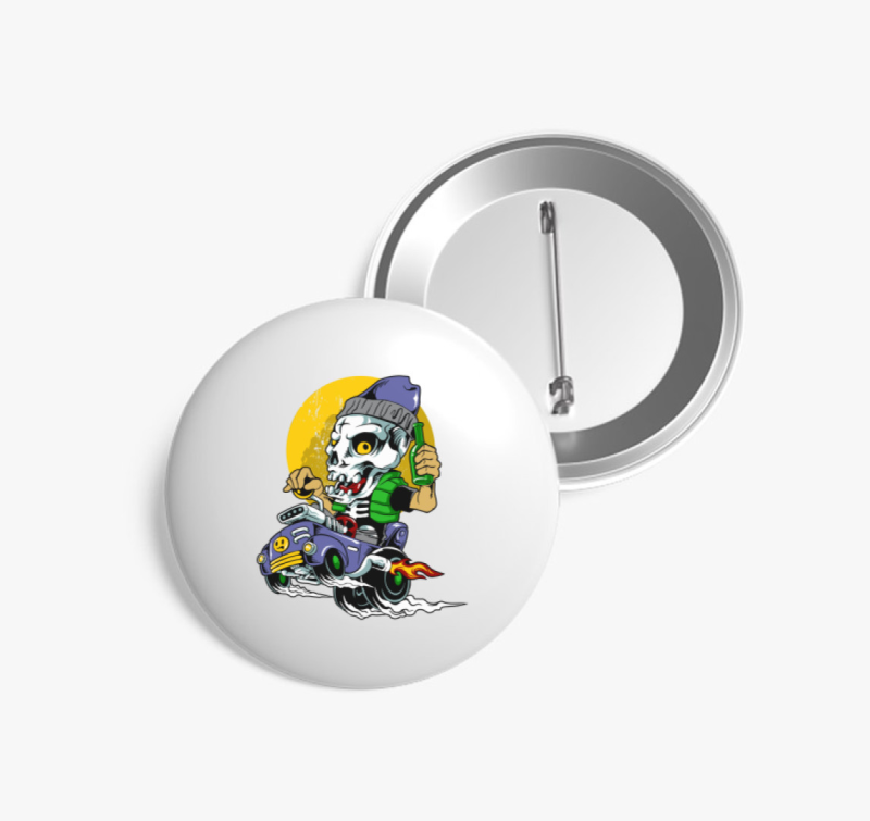 Halloween-i dragster csontváz kitűző