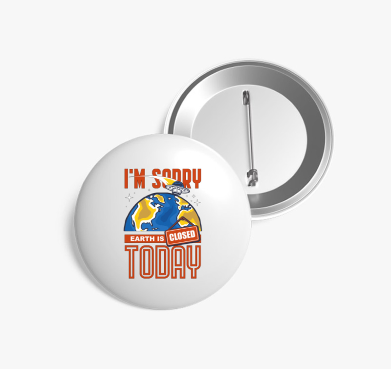 A Föld zárva tart kitűző