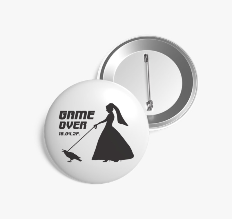 Game Over 2 kitűző (női/férfi változatban!)