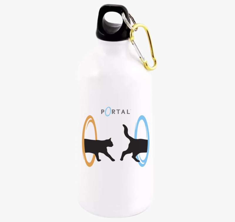 Portál macska kulacs