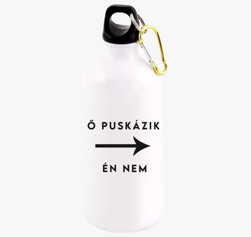 Ő puskázik kulacs