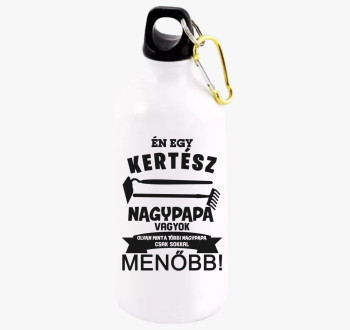 Kertész nagypapa kul