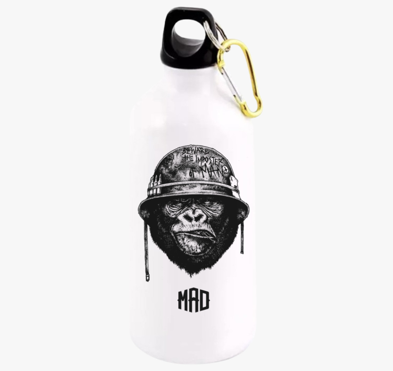 WAR-MAD kulacs