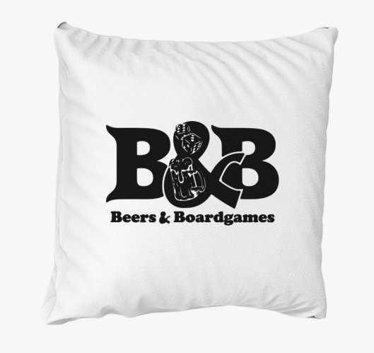 Beers and boardgames párna