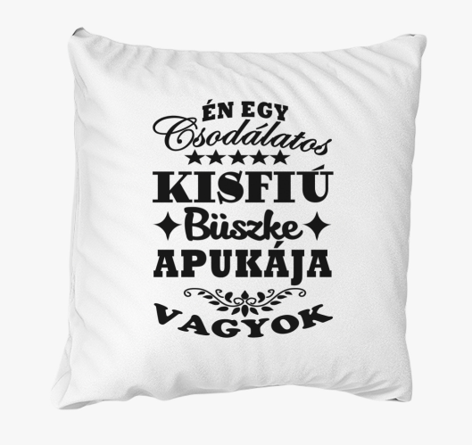 Csodálatos kisfiú büszke apuká...