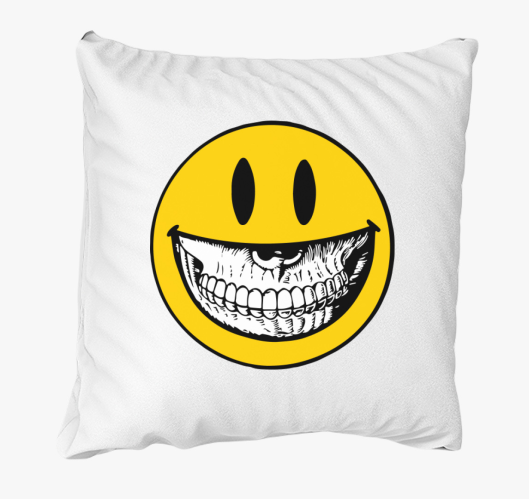 Koponyás smiley párna