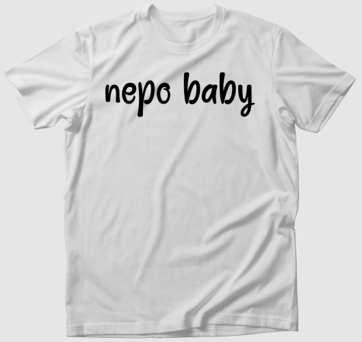 nepo baby feliratos póló