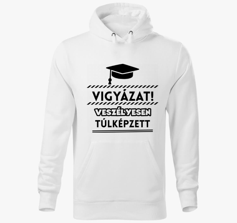 Vigyázat veszélyesen túlképzett kapucnis pulóver