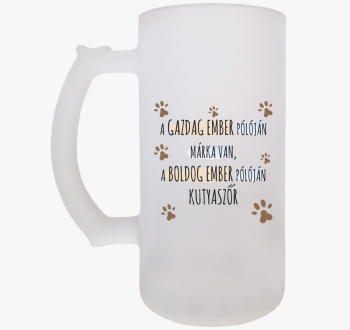 A boldog ember sörös...