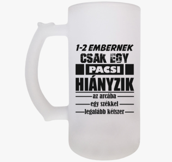 Pacsi az arcba sörös