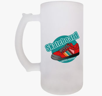 Gördeszka mintás sör...