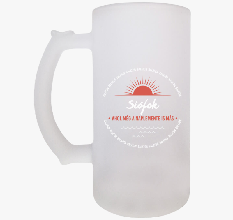 Siófok, ahol még a naplemente is más söröskorsó