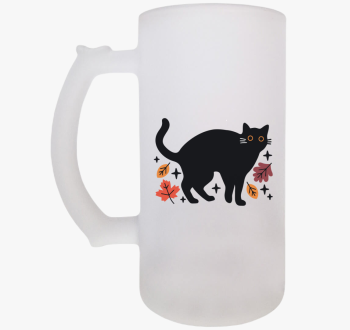 Fekete macska sörösk