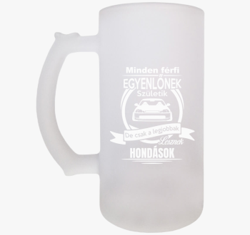 Minden férfi egyenlő...