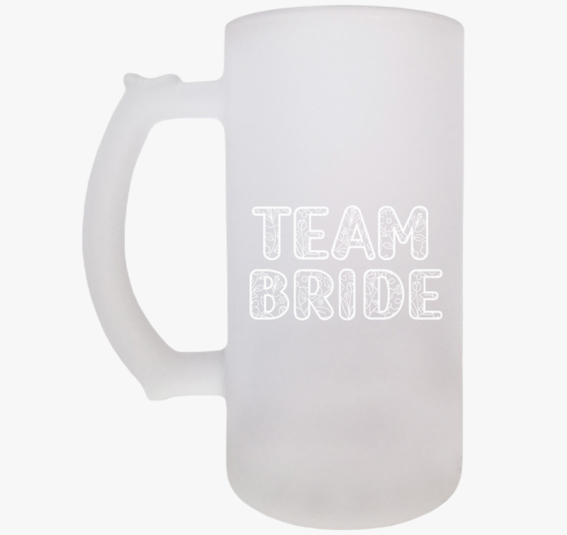 TEAM Bride fehér virágos betűs söröskorsó