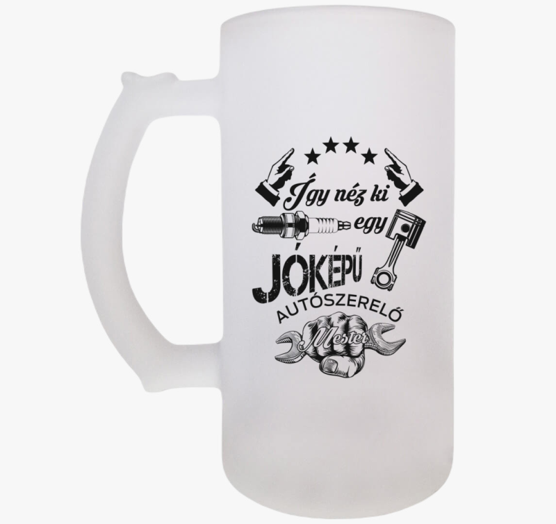 Egy jóképű autószerelős söröskorsó