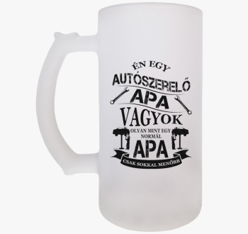 Autószerelő apa sörö...